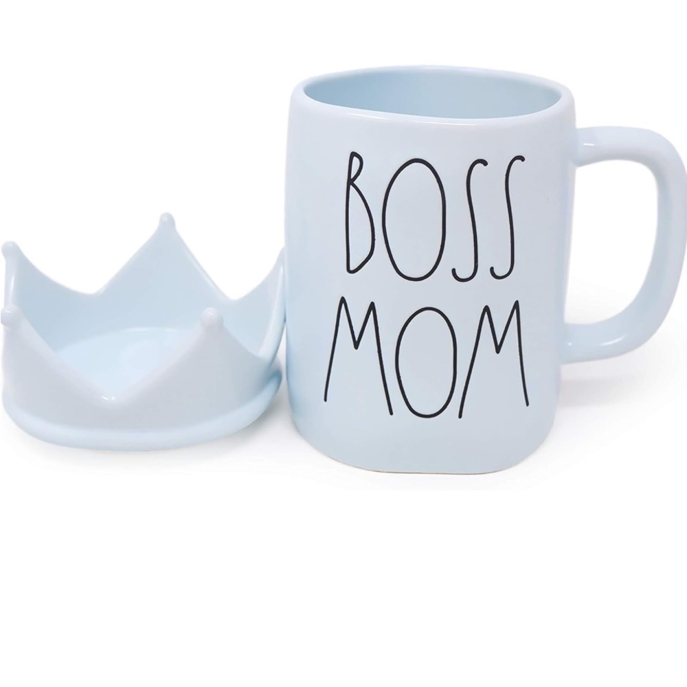 NWT Rae Dunn By Magenta BOSS MOM Light Blue Ceramic Mug With Crown Topper Lid
